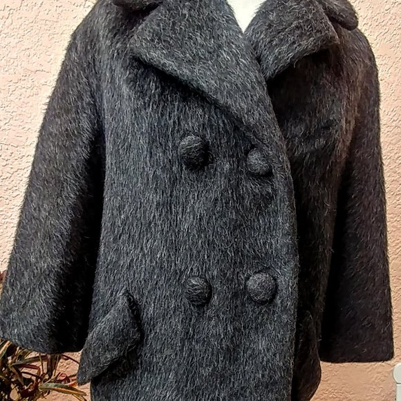 Lilli Ann Tisse a Paris San Francisco Vintage Black Coat .